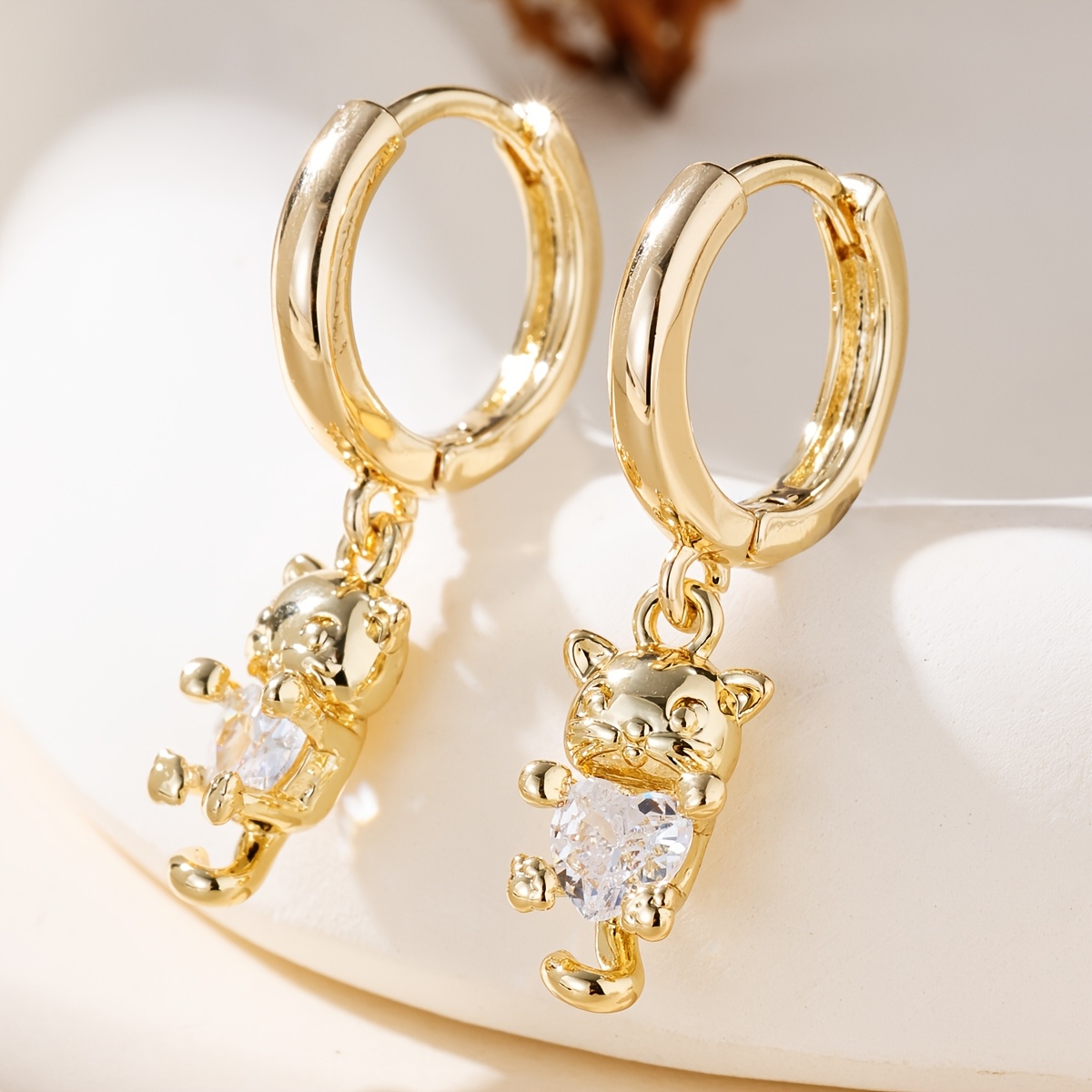 Women's Cute Pet Style Kitten-Shaped Zirconia Earrings